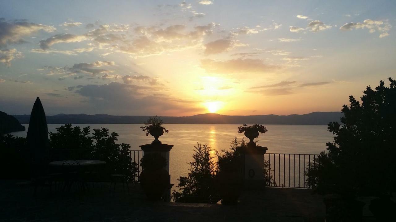 La Villa Di Augusto อันกุยลารา ซาบาเซีย ภายนอก รูปภาพ