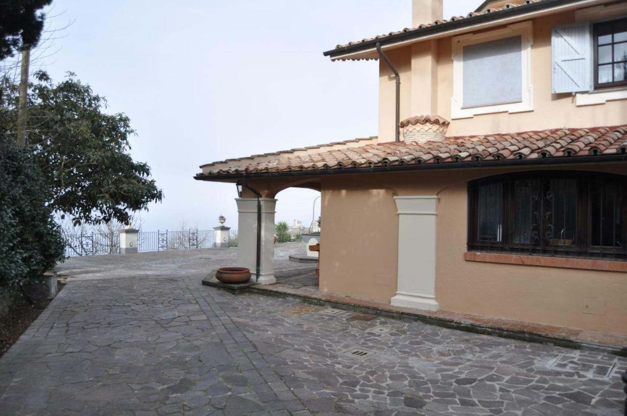 La Villa Di Augusto อันกุยลารา ซาบาเซีย ภายนอก รูปภาพ